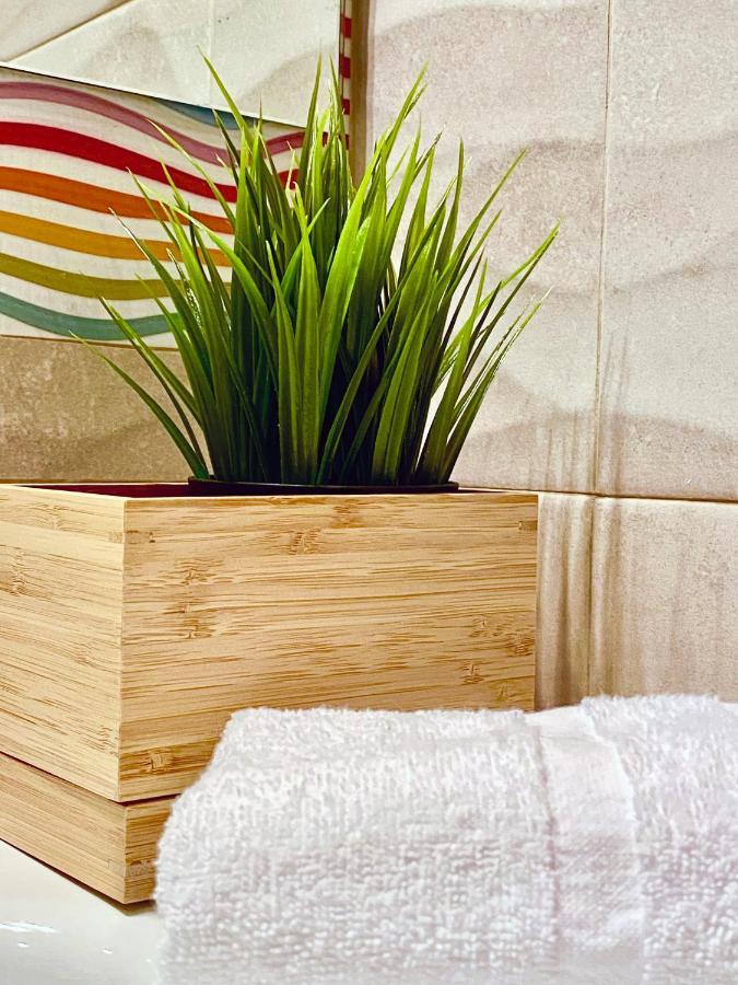 Charming Huertas II Apartment Madrid Bagian luar foto